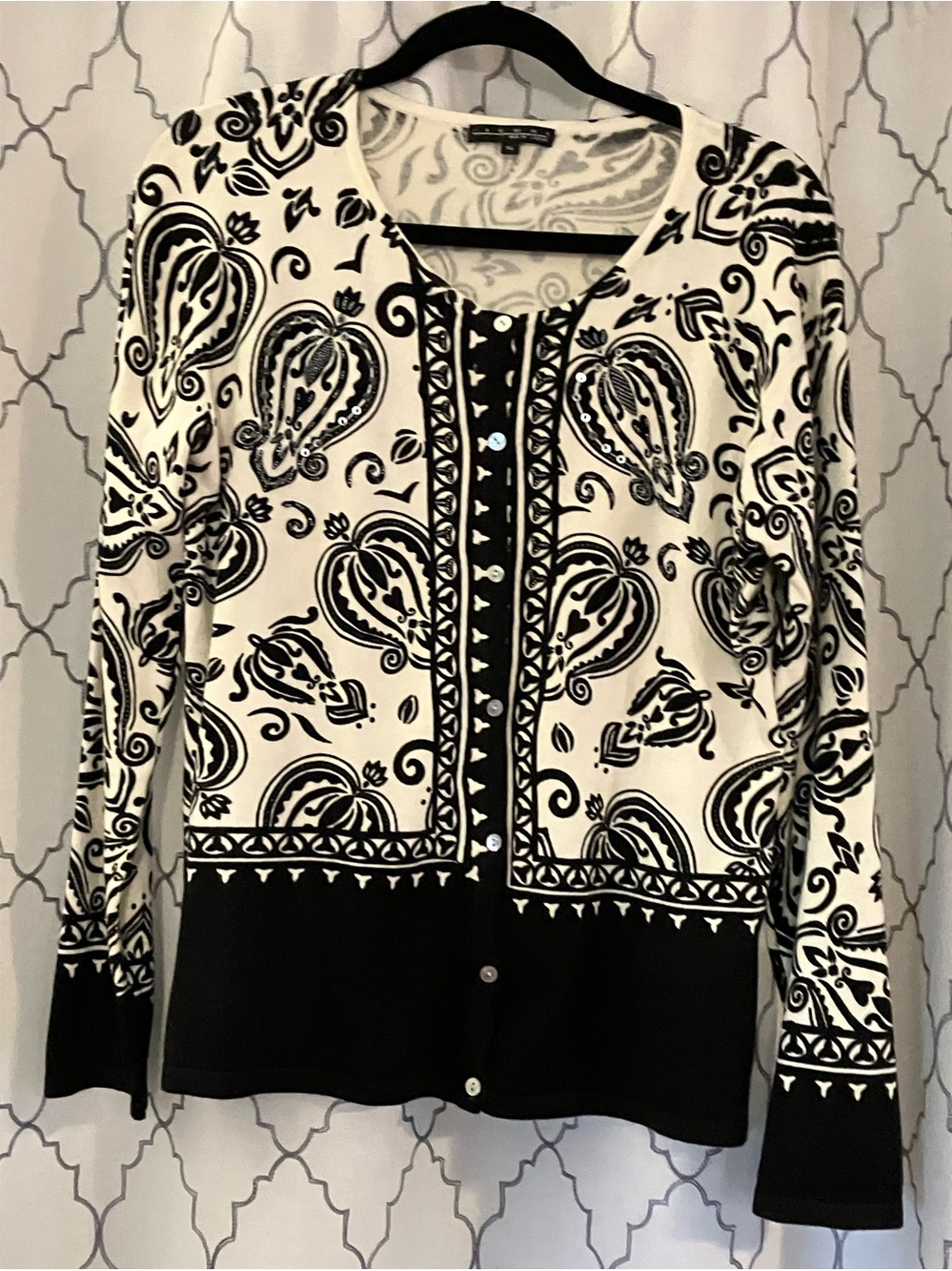 🌸Pierri New York Beaded Black & Cream Paisley Button Cardigan